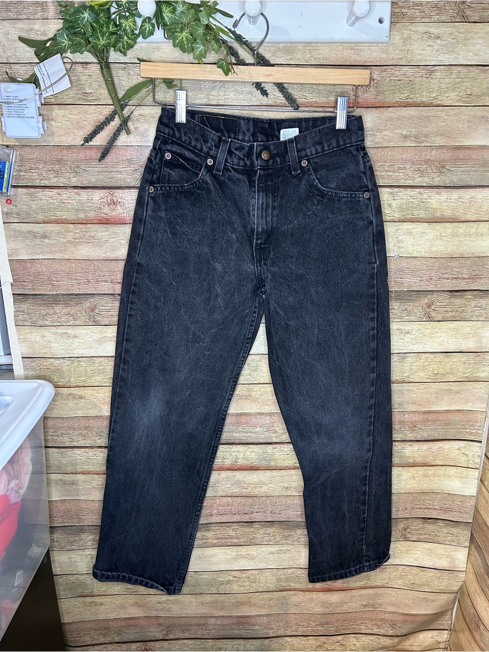 Levi’s 565 Loose Straight Vintage Denim Black Jeans Youth Boys Size 12